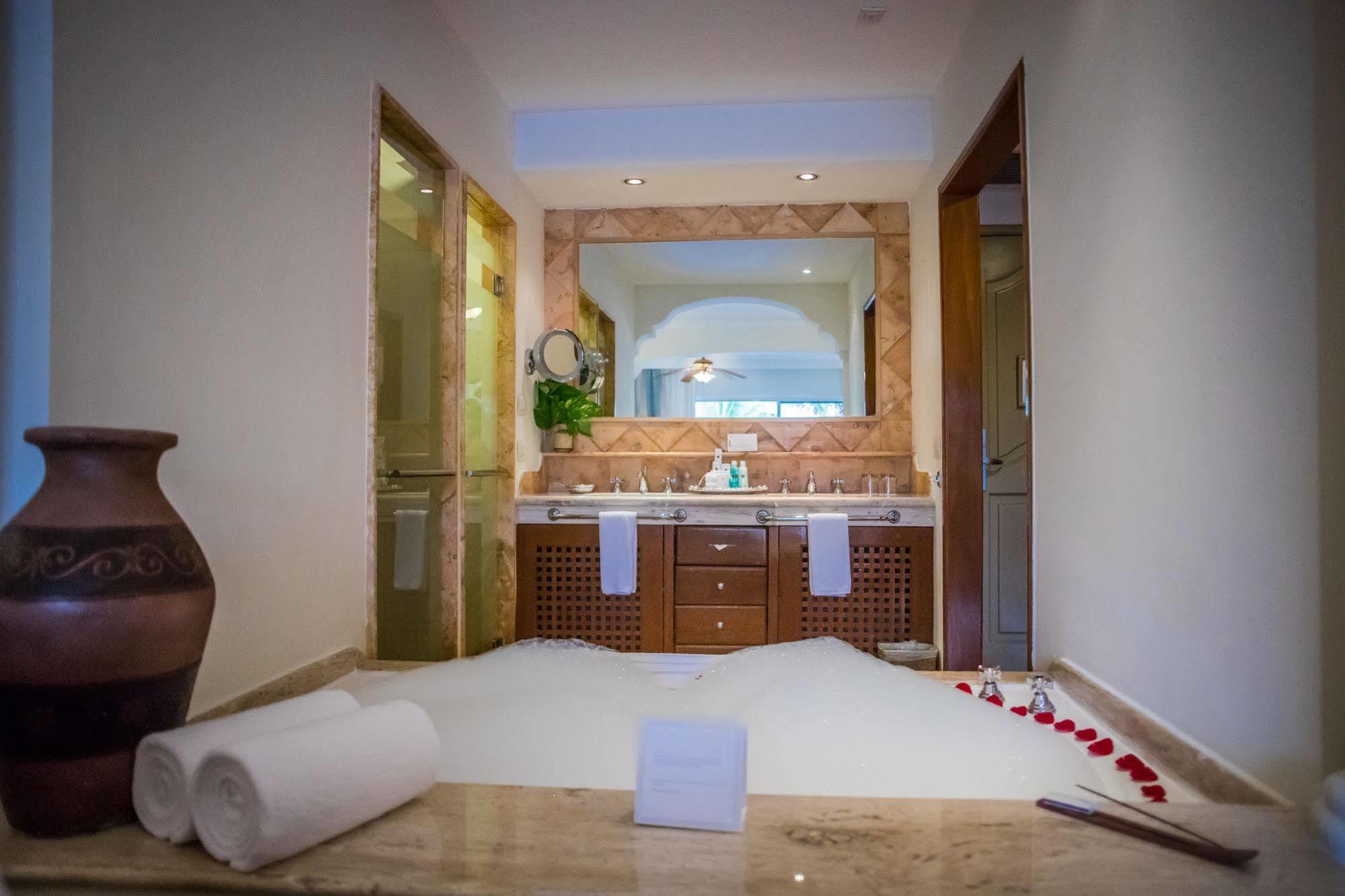 Excellence Riviera Cancun (Adults Only) Puerto Morelos Esterno foto